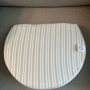 Boppy pregnancy support pillow wedge
